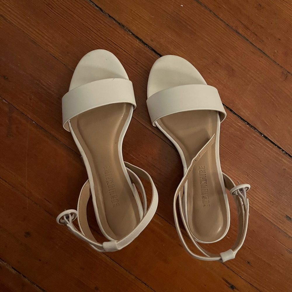 Cushionaire Heels